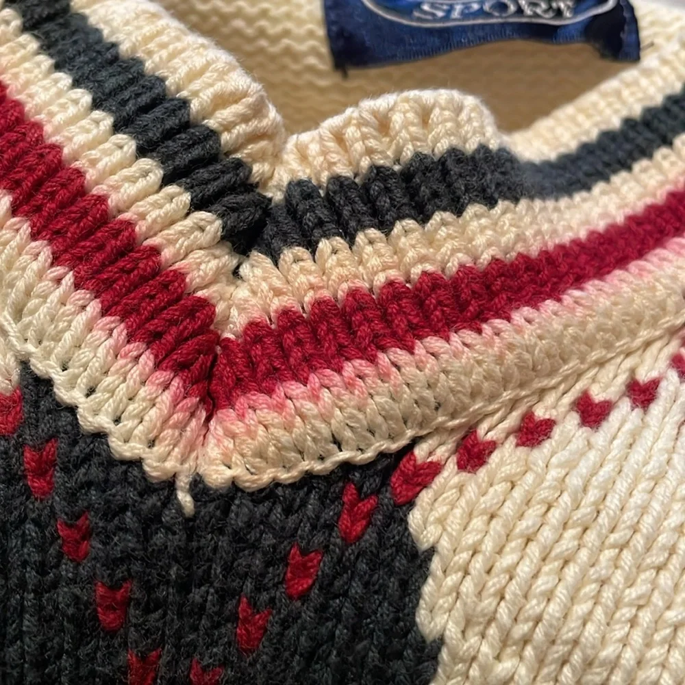 Regatta Sport Men’s large Cotton VNeck sweater Cream Red Green Festive Christmas